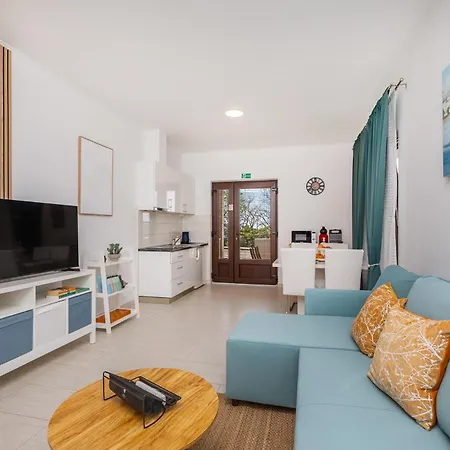 Franito #2 - Stylish Close To Dubrovnik *