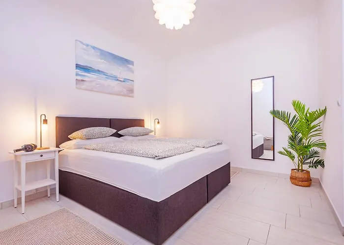 Franito #2 - Stylish Close To Dubrovnik מליני